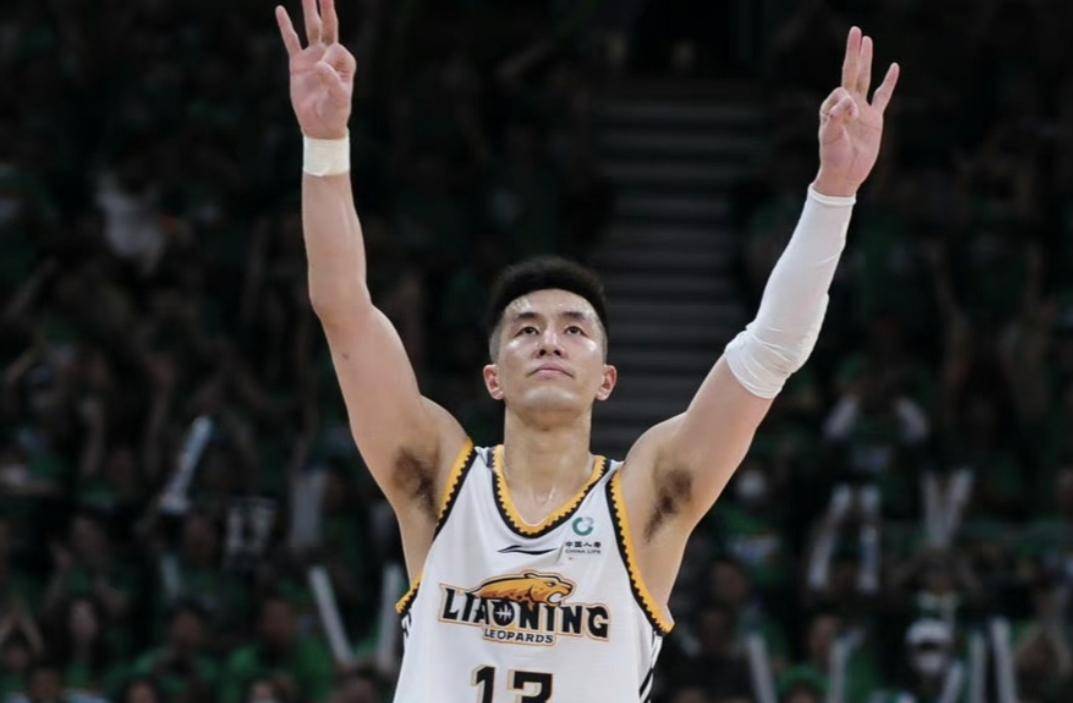 九游娱乐入口包含CBA常规赛赛程吃紧，利物浦集结日完成体检，更衣室稳定，球探报告显示潜力的词条