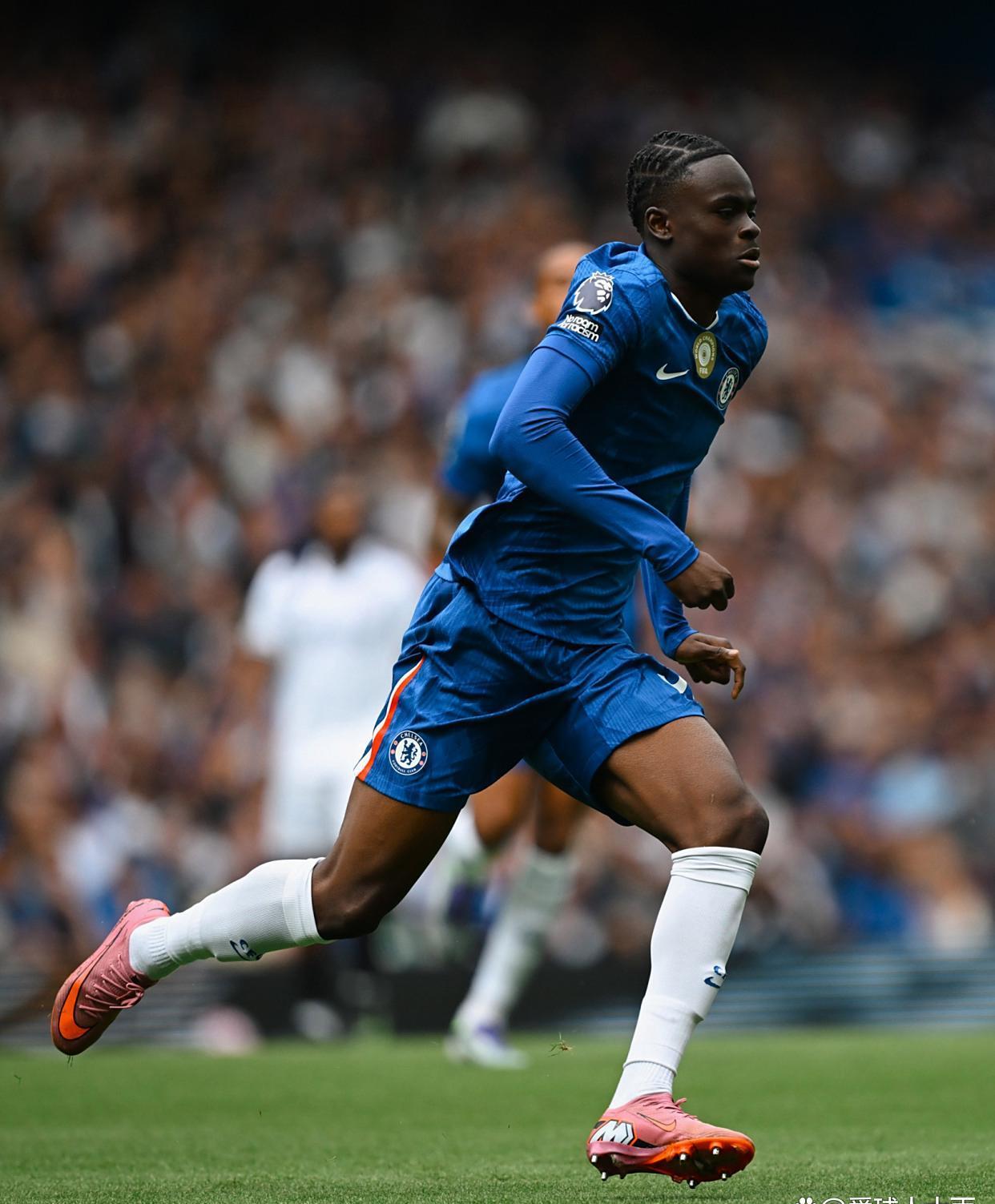 九游娱乐太狠了！尼斯围绕英超主帅复盘巴黎圣日耳曼助力球队获胜，足总杯赛前刷纪录的简单介绍